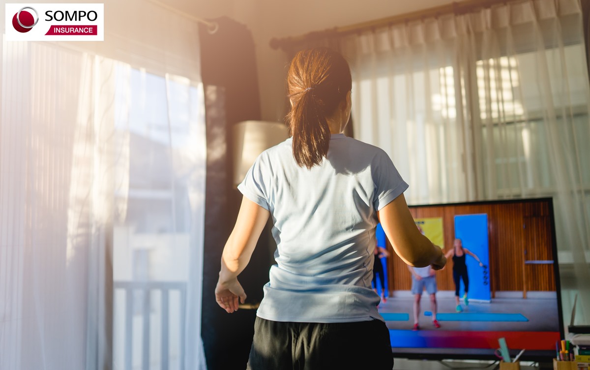 เทรนด์การเข้าคลาสออนไลน์ผ่าน Live Streaming นับว่าเป็นเทรนด์ออกกำลังกายมาแรงที่สุด สามารถออกกำลังกายได้ง่ายๆ ที่บ้านแถมยังใช้พื้นที่ไม่เยอะอีกด้วย